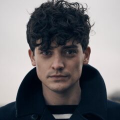 Aneurin Barnard