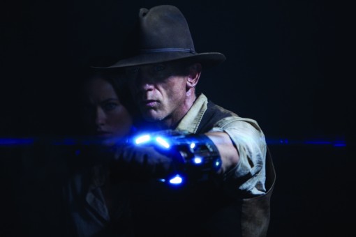 OLIVIA WILDE as the elusive traveler Ella and DANIEL CRAIG as a stranger with no memory of his past in an event film for summer 2011 that crosses the classic Western with the alien-invasion movie in a blazingly original way: ?Cowboys & Aliens?.