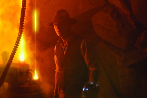 DANIEL CRAIG as a stranger with no memory of his past in an event film for summer 2011 that crosses the classic Western with the alien-invasion movie in a blazingly original way: ?Cowboys & Aliens?.